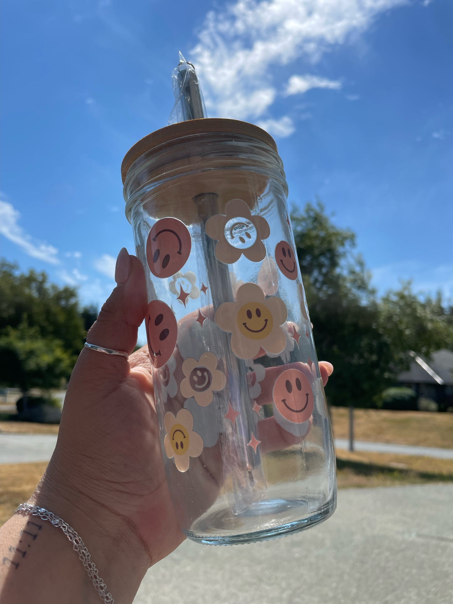 Groovy Smiley Glass Cups- Smoothie Cup. Bubble Tea. Aesthetic Cup. 24 OZ.