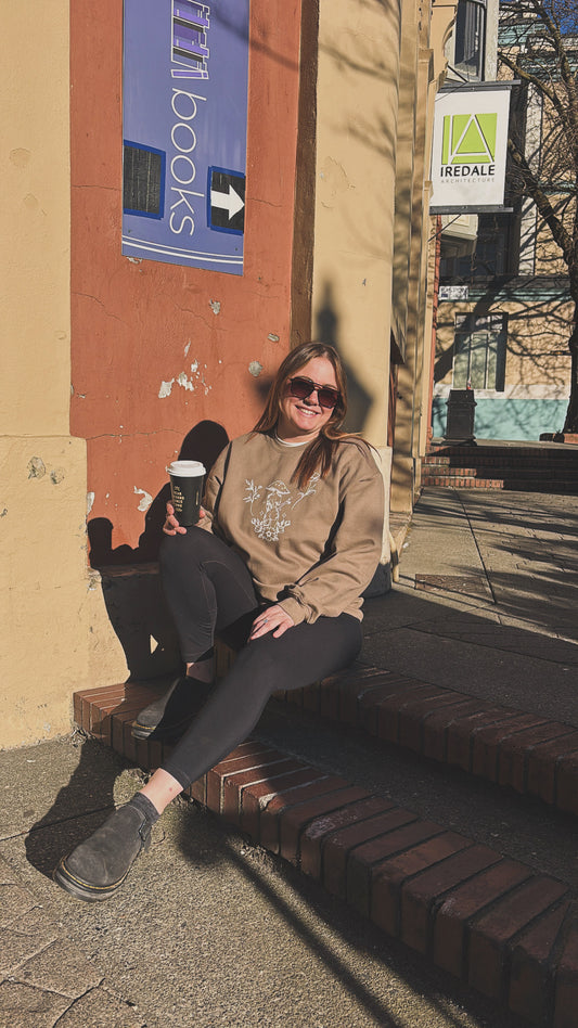 Botanical Mushroom Graphic Crewneck Sweatshirt