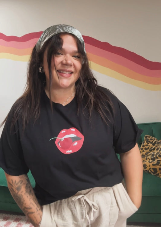 Bite Me Cropped Tee – Black