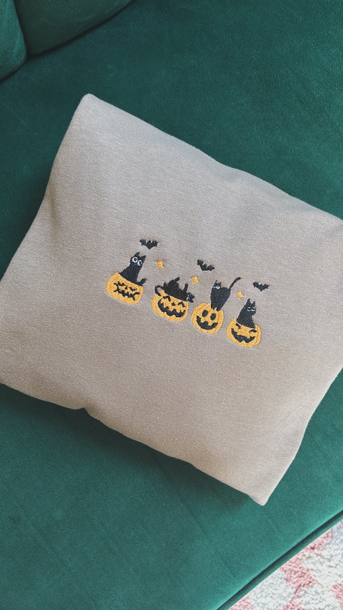 Pumpkin Black Cat Crew