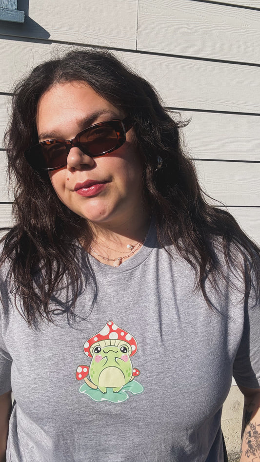 Cottagecore Frog Mushroom Women’s Boxy Tee