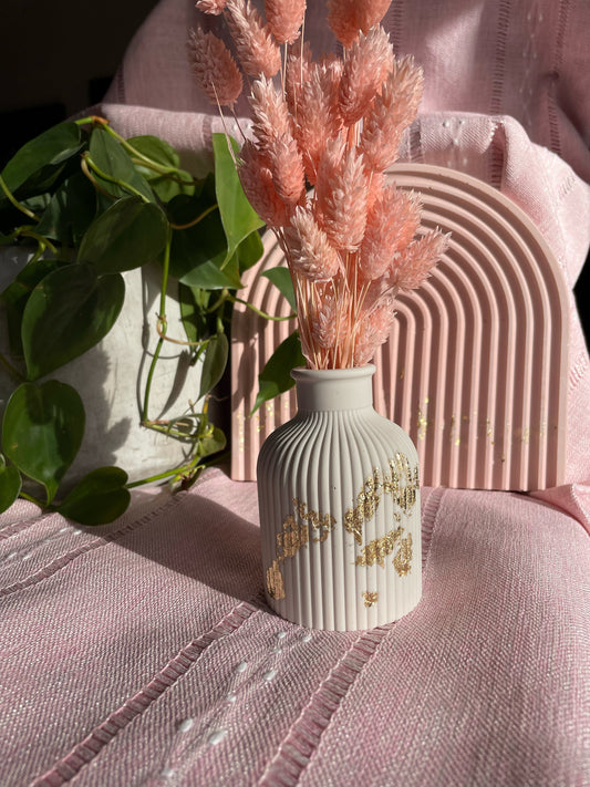Dried Florals Vase- Home Decor, Boho Vibes, Functional.